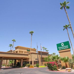 Greentree Inn & Suites Phoenix Sky Harbor